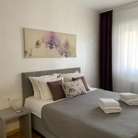 Apartment Gemini 2